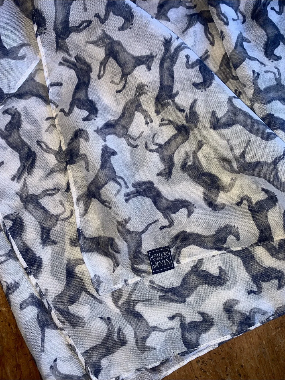 Joules lightweight scarf